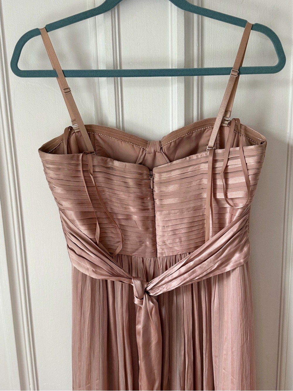 BCBG Max Azria Alicia Silk Charmeuse Dress Antique Blush Pink Size 6 - Picture 6 of 10